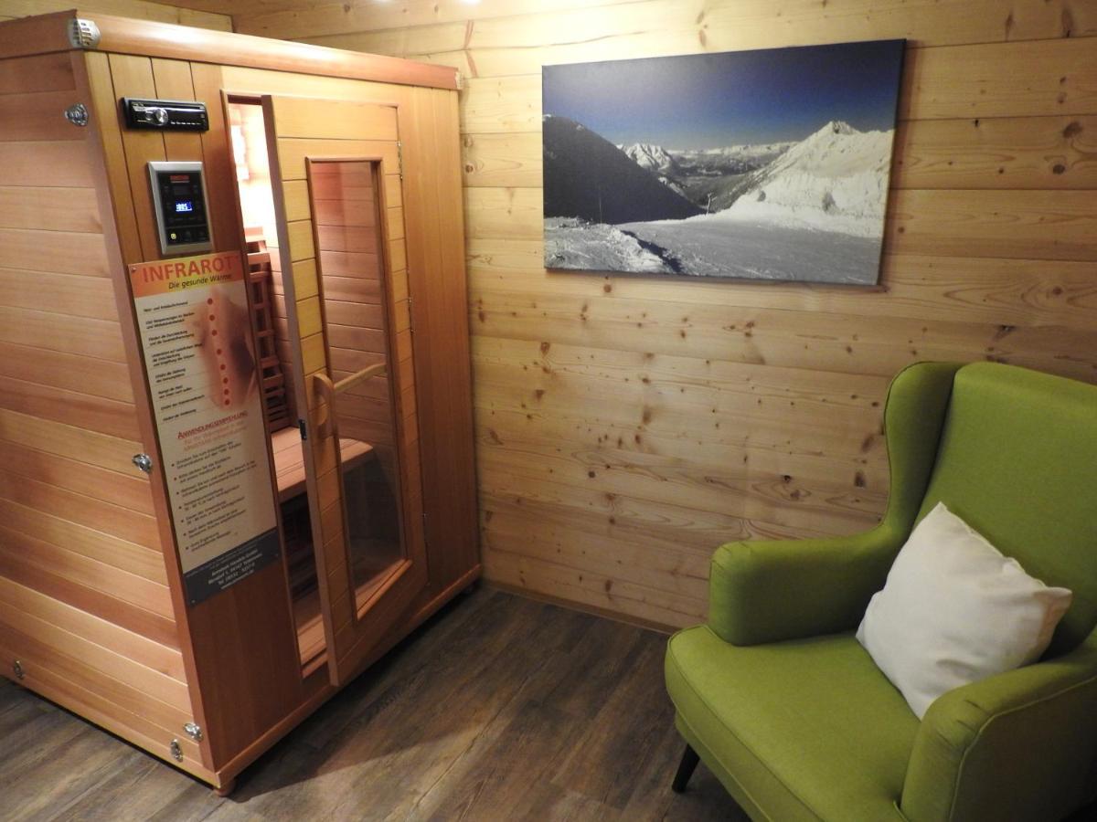 Ertlschweigerhaus Pension - Appartements - Zimmer Donnersbach Eksteriør billede