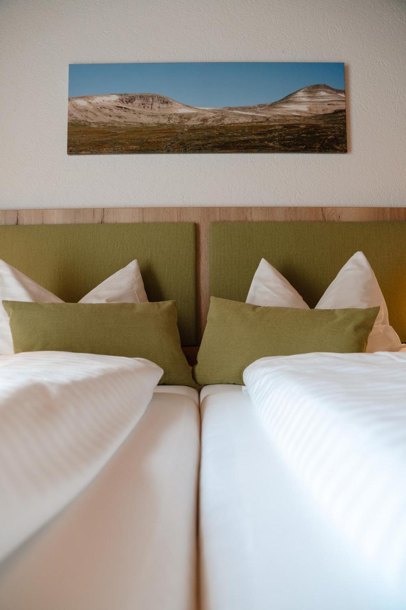 Ertlschweigerhaus Pension - Appartements - Zimmer Donnersbach Eksteriør billede