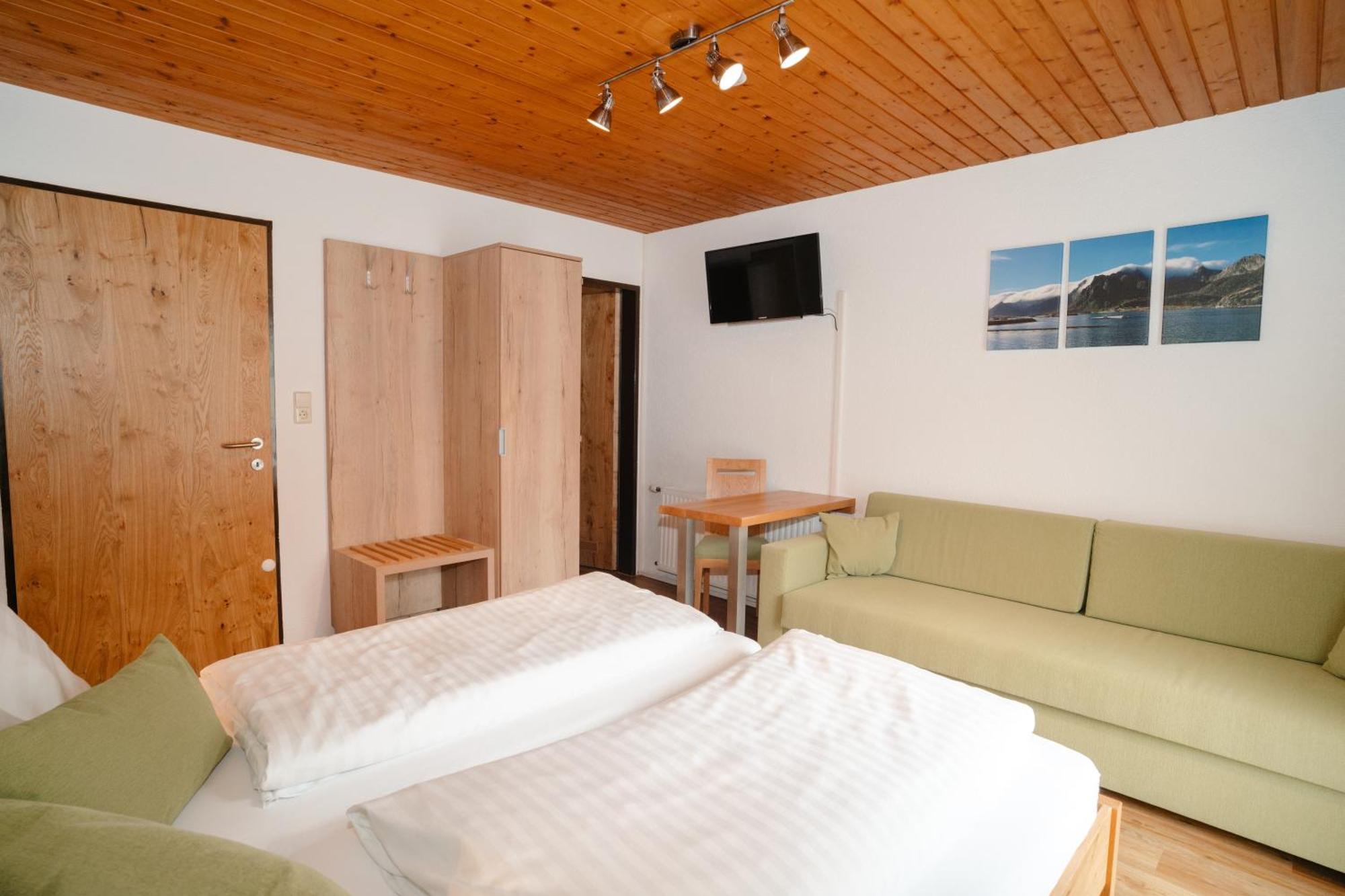 Ertlschweigerhaus Pension - Appartements - Zimmer Donnersbach Eksteriør billede