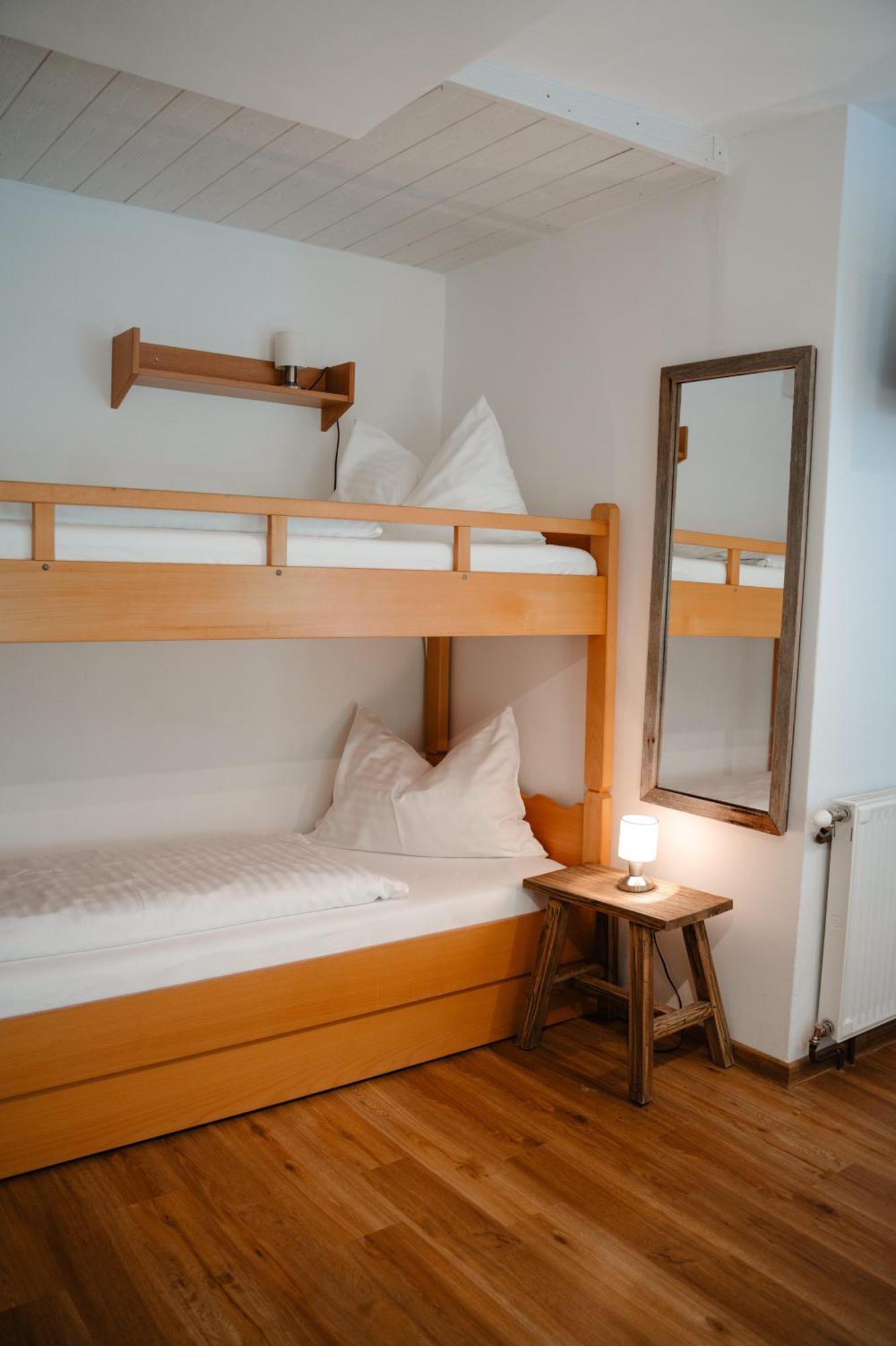 Ertlschweigerhaus Pension - Appartements - Zimmer Donnersbach Eksteriør billede