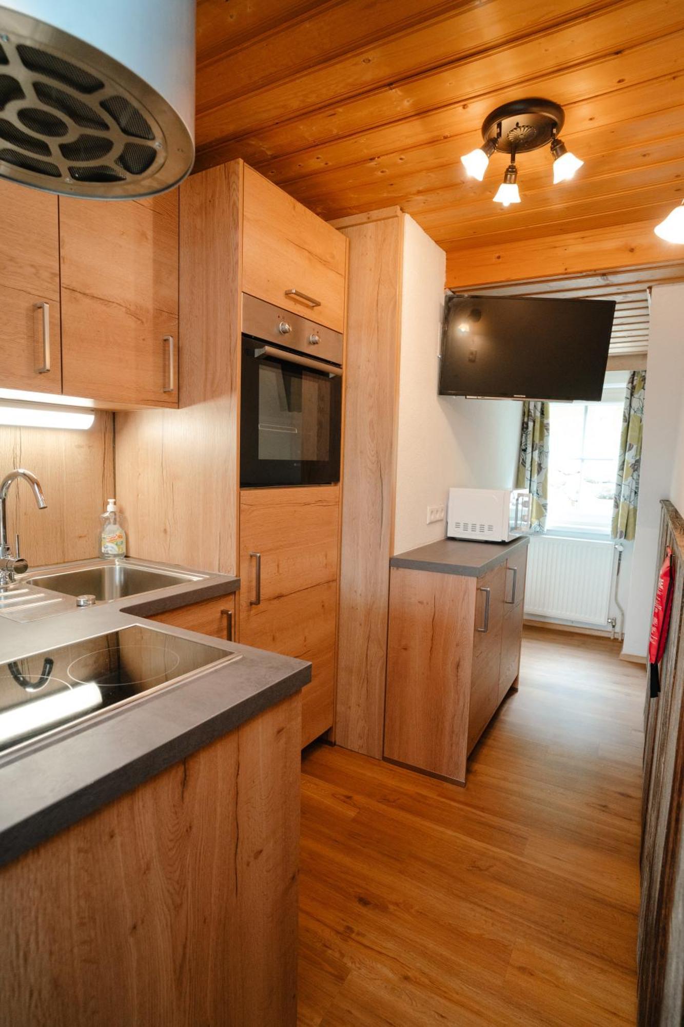 Ertlschweigerhaus Pension - Appartements - Zimmer Donnersbach Eksteriør billede
