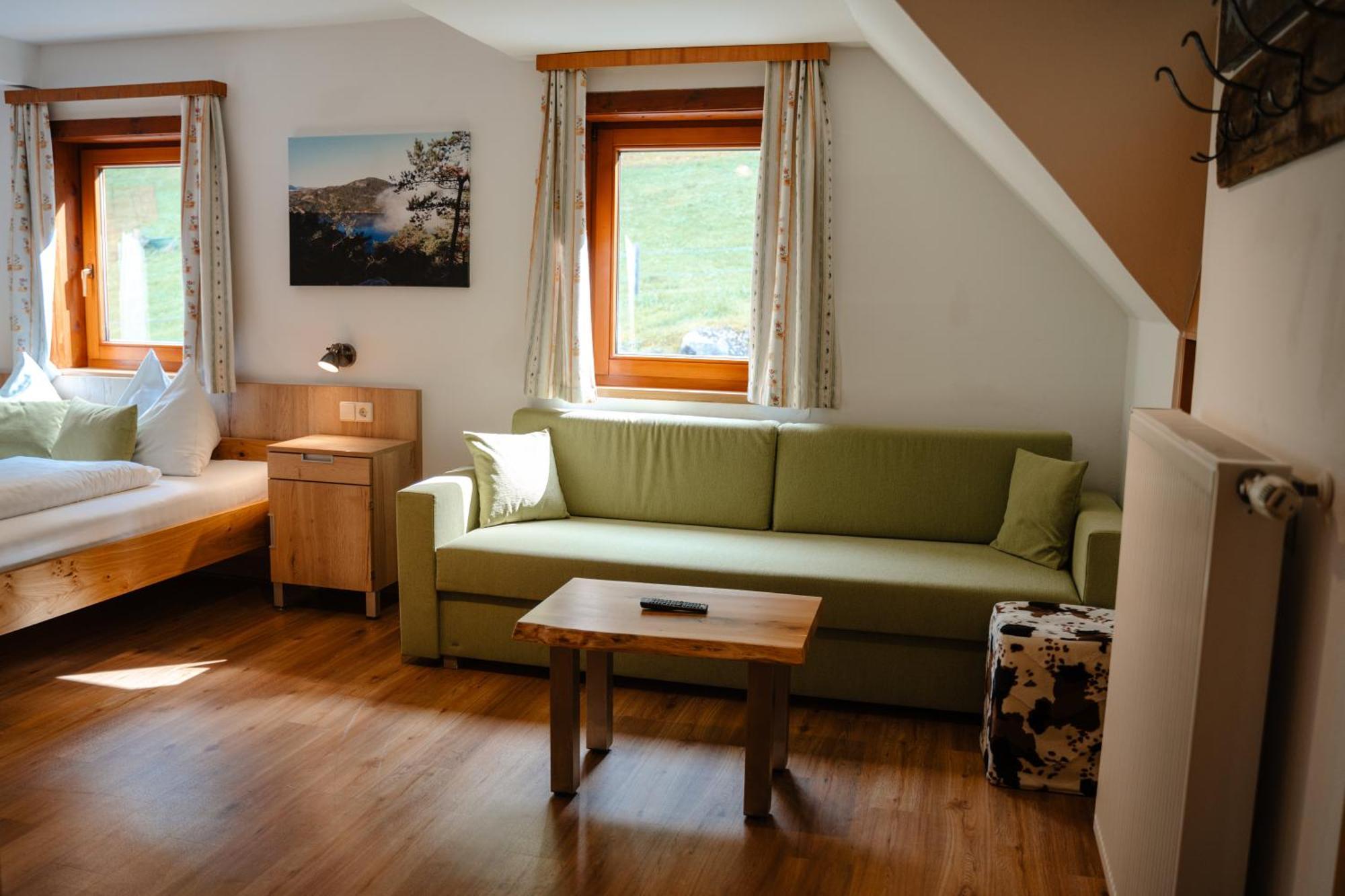 Ertlschweigerhaus Pension - Appartements - Zimmer Donnersbach Eksteriør billede