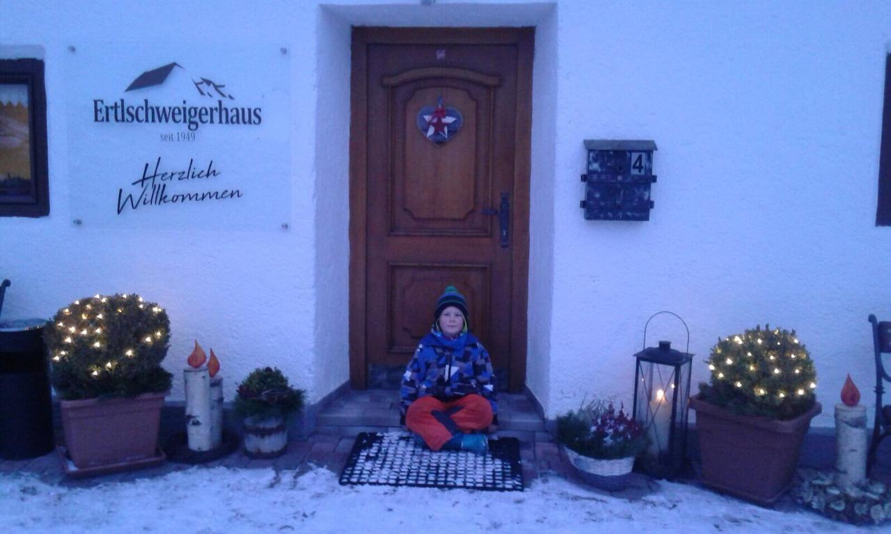 Ertlschweigerhaus Pension - Appartements - Zimmer Donnersbach Eksteriør billede
