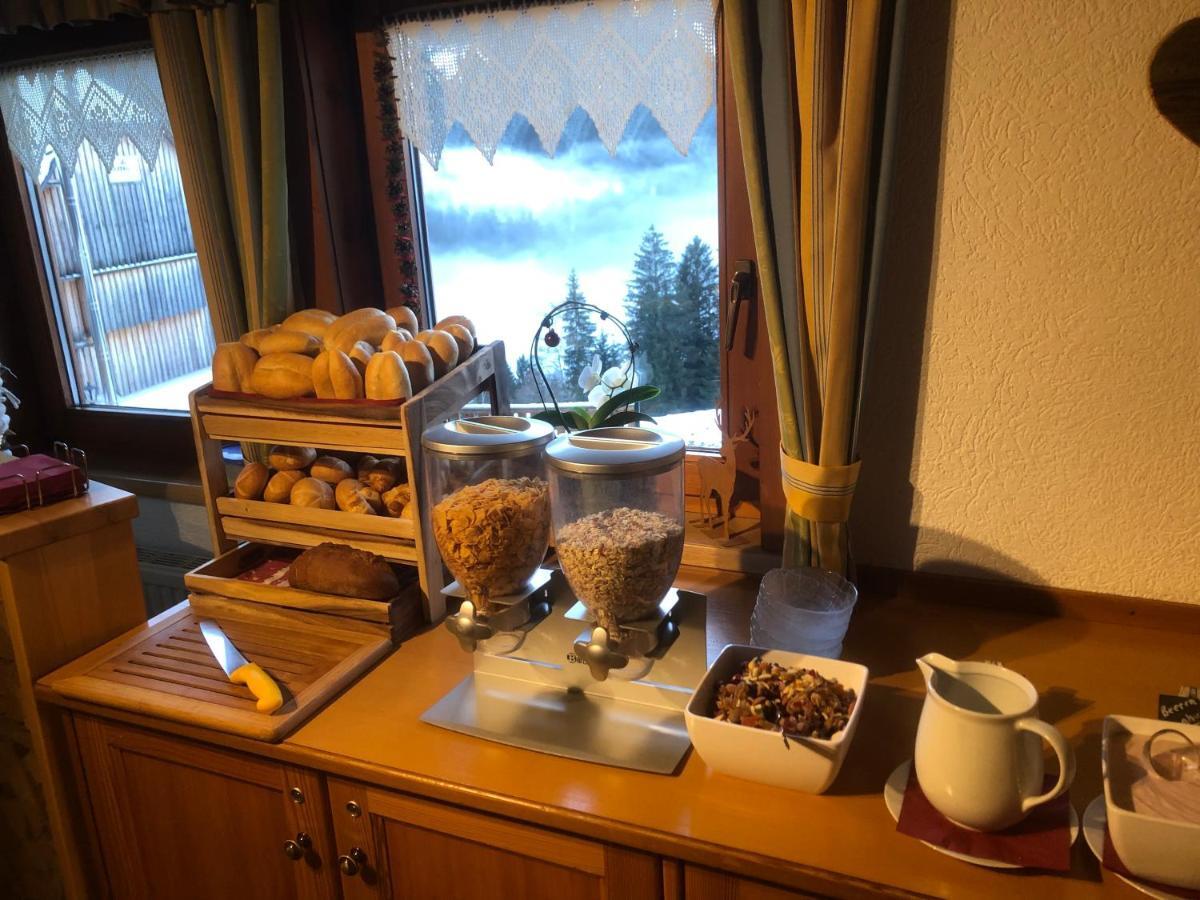 Ertlschweigerhaus Pension - Appartements - Zimmer Donnersbach Eksteriør billede